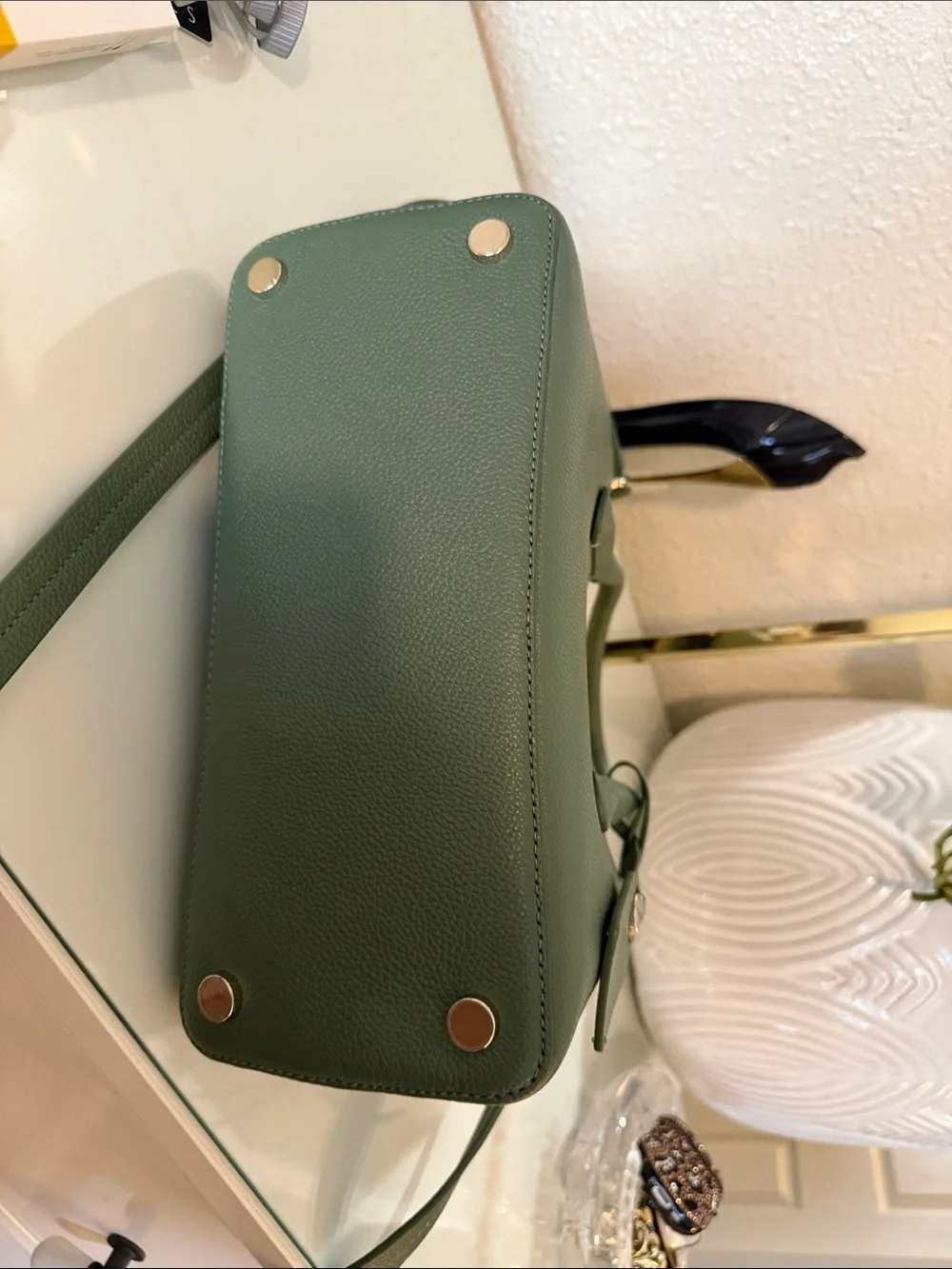 Kate Spade Margaux Medium Leather Satchel Bag/ crossbody.